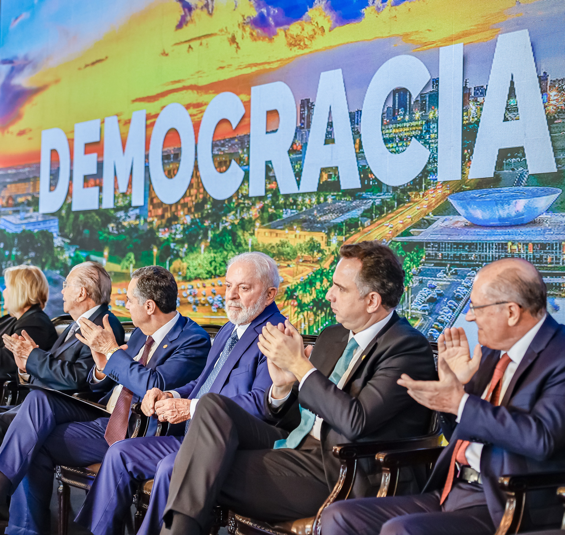 Presidente da República, Luiz Inácio Lula da Silva, durante Ato Democracia Inabalada, no Congresso Nacional, Salão Negro. Brasília - DF. (Foto: Ricardo Stuckert/PR)