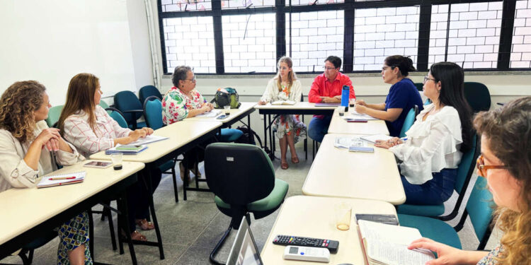 ESP/CE inicia tratativas com Secretaria do Desenvolvimento Agrário para execução de projeto voltado à formação de profissionais de saúde