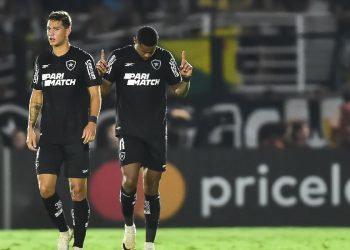 Botafogo empata com o Bragantino e está na fase de grupos da Libertadores