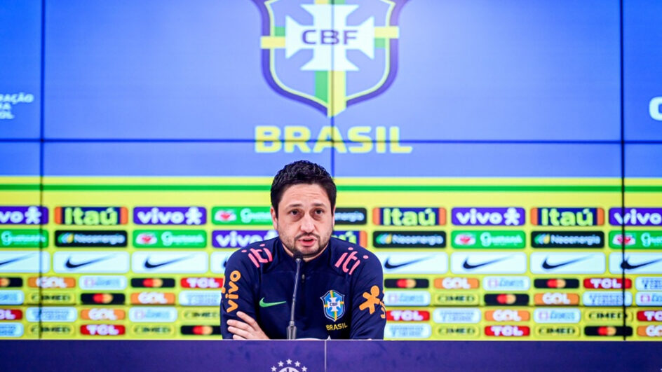 Arthur Elias. Brasileiros indicados à Bola de Ouro 2024. Foto: Divulgação, CBF