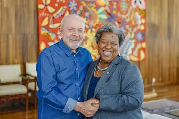 Brasília (DF), 09/09/2024 - Presidente da República, Luiz Inácio Lula da Silva, durante encontro com a Deputada estadual (PT/MG), Macaé Evaristo, que será a nova ministra dos Direitos Humanos e Cidadania. Foto: Ricardo Stuckert/PR