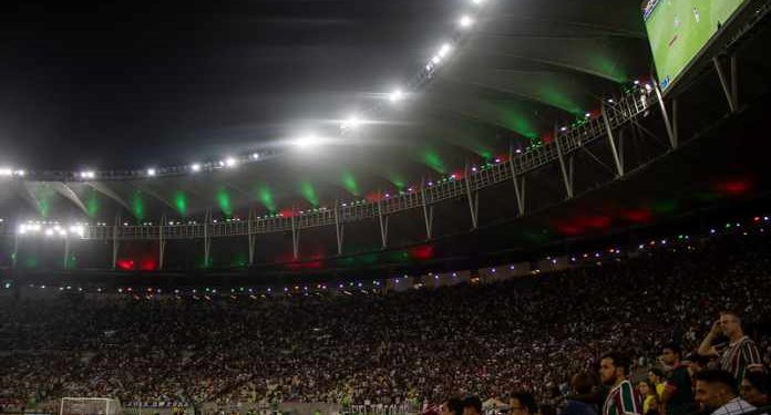 Fluminense divulga nova parcial de ingressos para duelo contra Athletico-PR