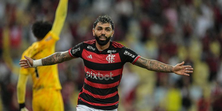 Gabigol-comemora-gol-irregular-em-Flamengo-x-Corinthians-scaled-aspect-ratio-512-320