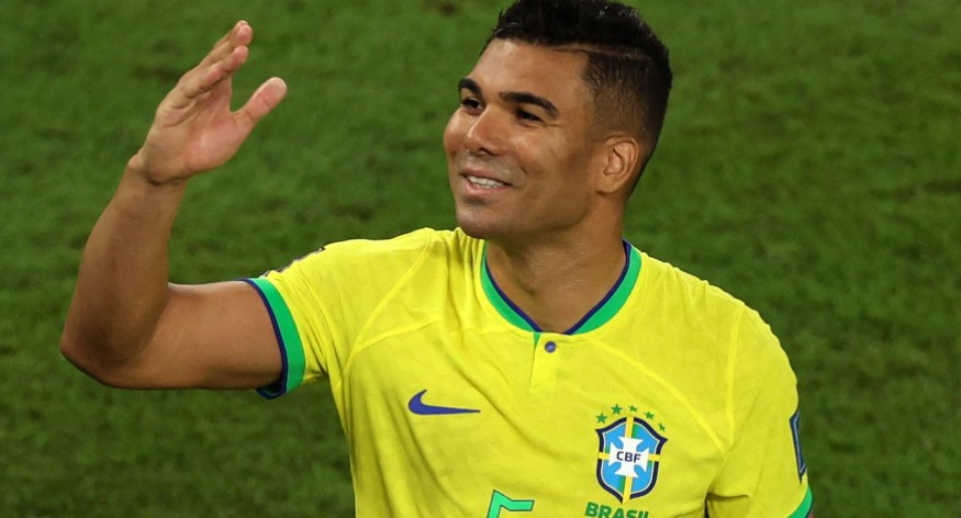 Casemiro voltou à seleção brasileira — Foto: (Photo by Adrian DENNIS / AFP)