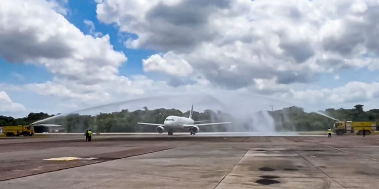 Passageiros foram surpreendidos ainda no avião quando pousaram ontem no Aeroporto de Belém