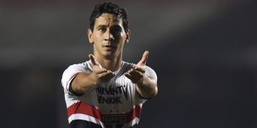 Ganso vestiu a camisa 10 no São Paulo. (Foto: Mauro Horita/AGIF)