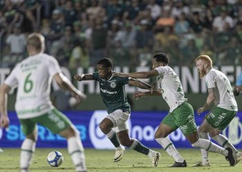 Chapecoense-e-Goias-scaled-aspect-ratio-512-320