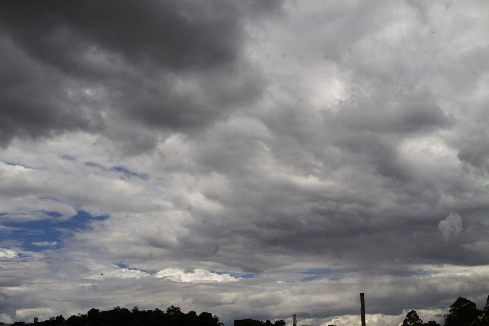 Defesa Civil de SP emite alerta para chuva intensa no - JORNAL DA TARDE