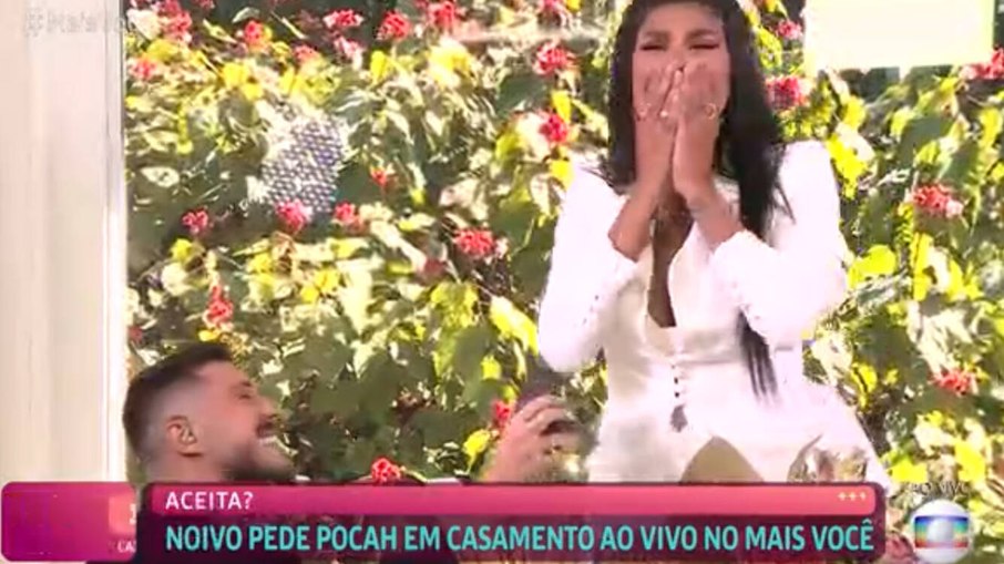 Ronan Souza pede Pocah em casamento Ronan Souza pede Pocah em casamento