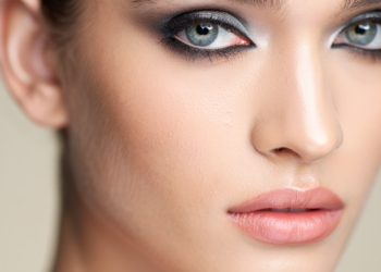 Algo Cosmetic Brasil chega em 2026 e desafia a Sephora - Modelo Fernanda T (Major Model Brasil) - Foto: João Dias