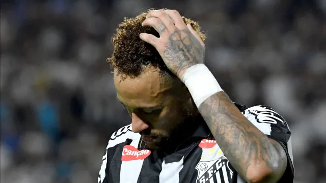 Neymar quebra silêncio sobre desentendimento com Robinho Jr: "Do futebol"
