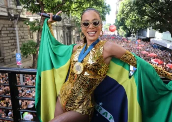 Fifa anuncia que Anitta será uma das atrações em abertura da Copa do Mundo