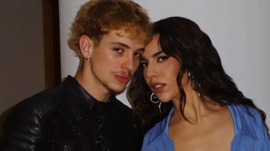 Juliano Floss e Marina Sena