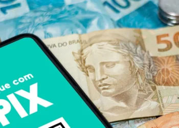 Criminosos usam devolução do banco para aplicar novo golpe do PIX