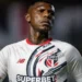 Santos contata por Arboleda, e São Paulo aguarda proposta por zagueiro