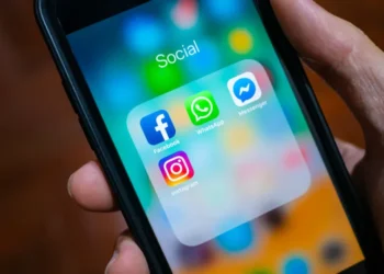 Europa obriga Meta a reabrir WhatsApp a assistentes de IA de terceiros