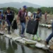 Número de refugiados e deslocados cai pela primeira vez em 10 anos, diz Acnur