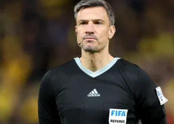 Árbitro da estreia do Brasil apitou final da Champions e teve nome envolvido em caso policial