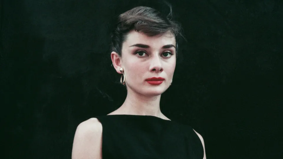 Audrey Hepburn: O lado sombrio da