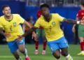 Jogada de Vinicius Junior evita derrota do Brasil para Marrocos em estreia na Copa