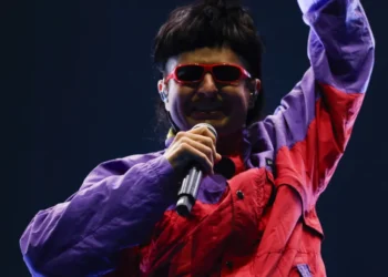 Quem era Oliver Tree, cantor morto em acidente aéreo no Rio após shows no Brasil