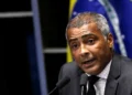 Romário mantém mandato no Senado enquanto está nos EUA comentando Copa do Mundo