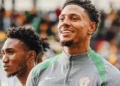 Com país fora da disputa, goleiro da Nigéria é eleito
