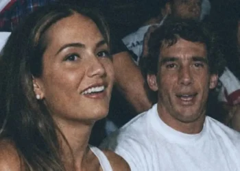 Luiza Brunet resgata foto com Ayrton Senna e Xuxa comenta publicação