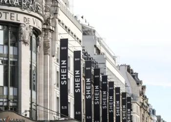 Primeira loja física permanente da Shein em Paris vai fechar portas