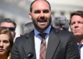 STF condena Eduardo Bolsonaro pelo crime de coação por atuação nos EUA