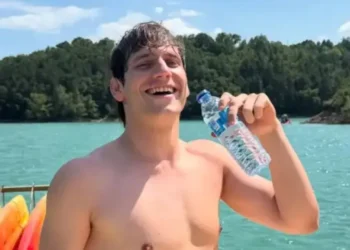 'Não foi acidente', diz pai de youtuber morto em colisão de helicópteros