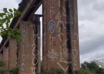 "Rope-jumping": Instrutor preso divulgou vídeo assustador na mesma ponte