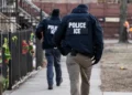Taxa de mortalidade em centros de detenção do ICE mais que dobra sob Trump