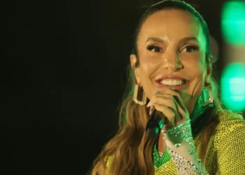 Ivete Sangalo convida goleiro sensação da Copa para show após atuação histórica