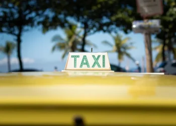Motoristas de apps e taxistas já podem pedir financiamento