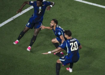 Brasil se impõe sobre Haiti e surfa rumo à liderança de sua chave na Copa do Mundo