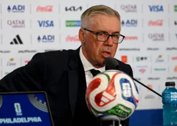 Ancelotti diz que Neymar estará à disposição da seleção contra a Escócia