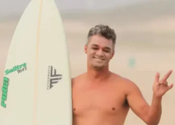 Surfista morre afogado após sofrer parada cardiorrespiratória