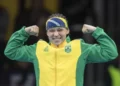 Bia Ferreira leva ouro na Copa do Mundo em retorno ao boxe olímpico