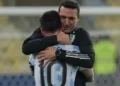 'Estamos bem', diz Scaloni após polêmica com família de Messi