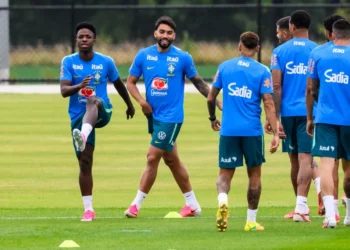 Sem Alisson, Brasil faz penúltimo treino antes de encarar a Escócia