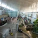 Barrada no Panamá, imigrante mora em aeroporto há 6 meses e espera documentos para rever filho