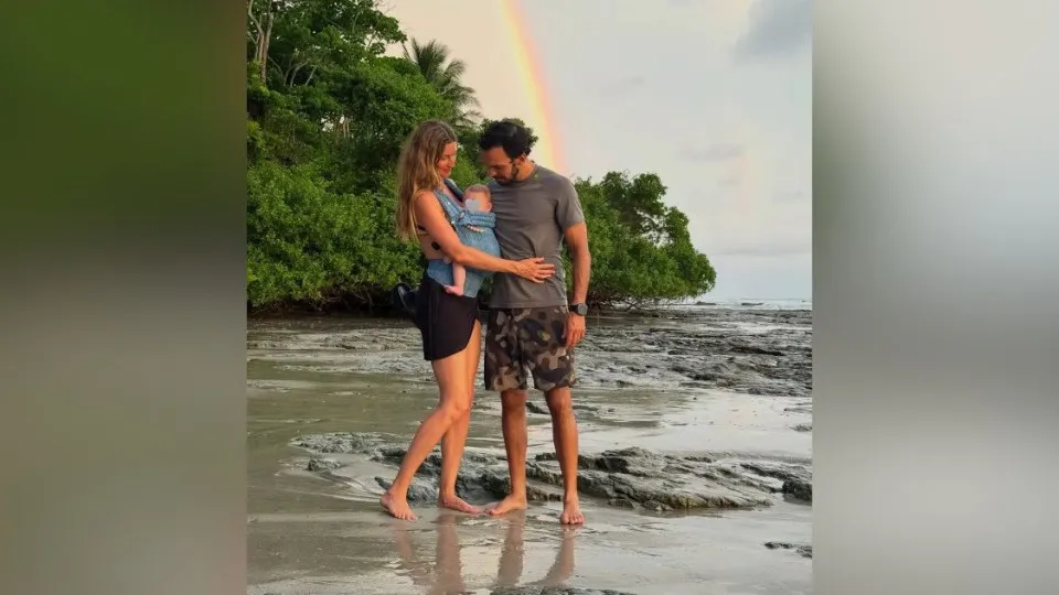 Gisele Bündchen publica fotos raras de família e faz declaração ao marido: