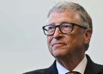 Epstein planejou chantagear Bill Gates com casos extraconjugais
