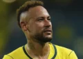 Neymar chora após voltar a jogar pela Seleção: