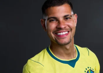 Arsenal está disposto a subir oferta para contratar Bruno Guimarães