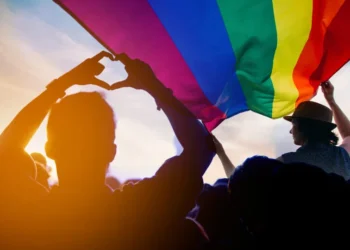 Processos por preconceito contra população LGBTQIAPN+ triplicam