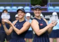 Luisa Stefani conquista título de duplas em Eastbourne e mira Wimbledon