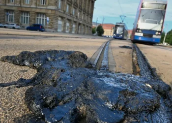 Ver para crer? Onda de calor faz derreter estruturas de trens na Alemanha