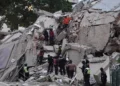Sobe para 1.943 o número de mortos confirmados em terremotos na Venezuela